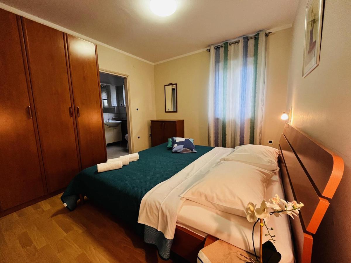 קרק Apartmani Ivica מראה חיצוני תמונה