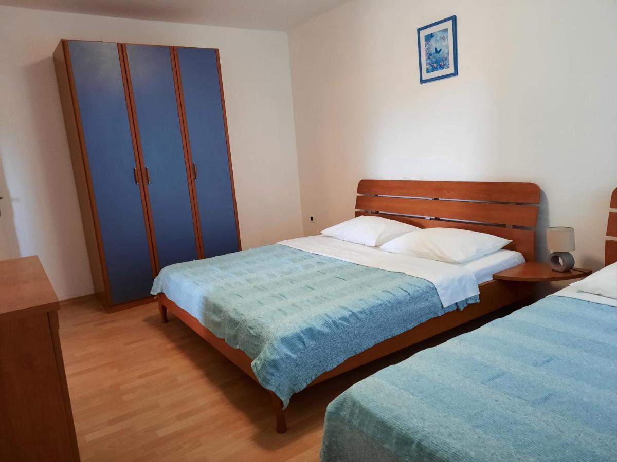 קרק Apartmani Ivica מראה חיצוני תמונה